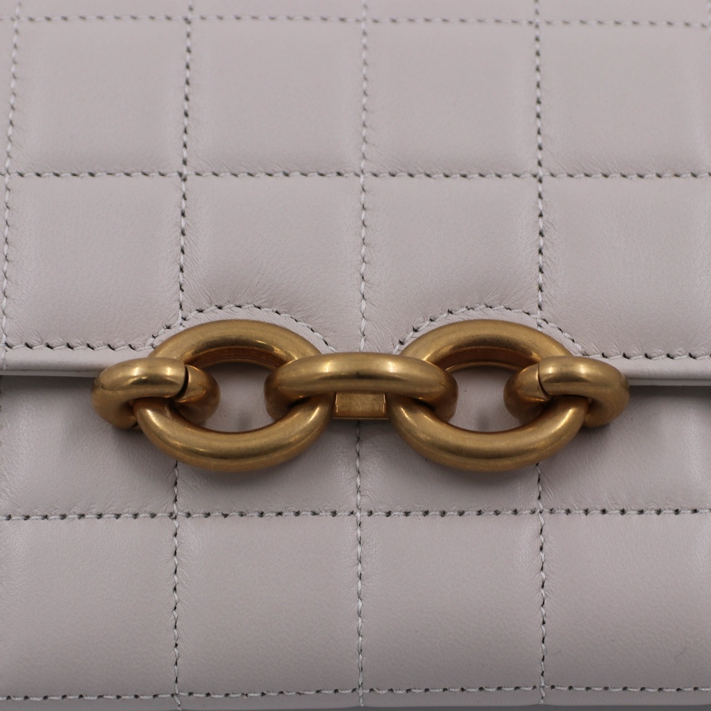 Yves Sint Laurent Le Mallion Wallet On Chain