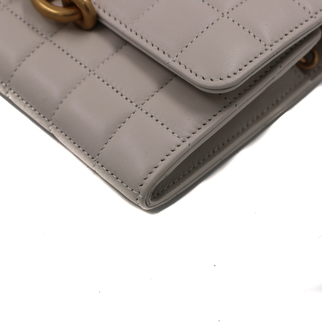 Yves Sint Laurent Le Mallion Wallet On Chain