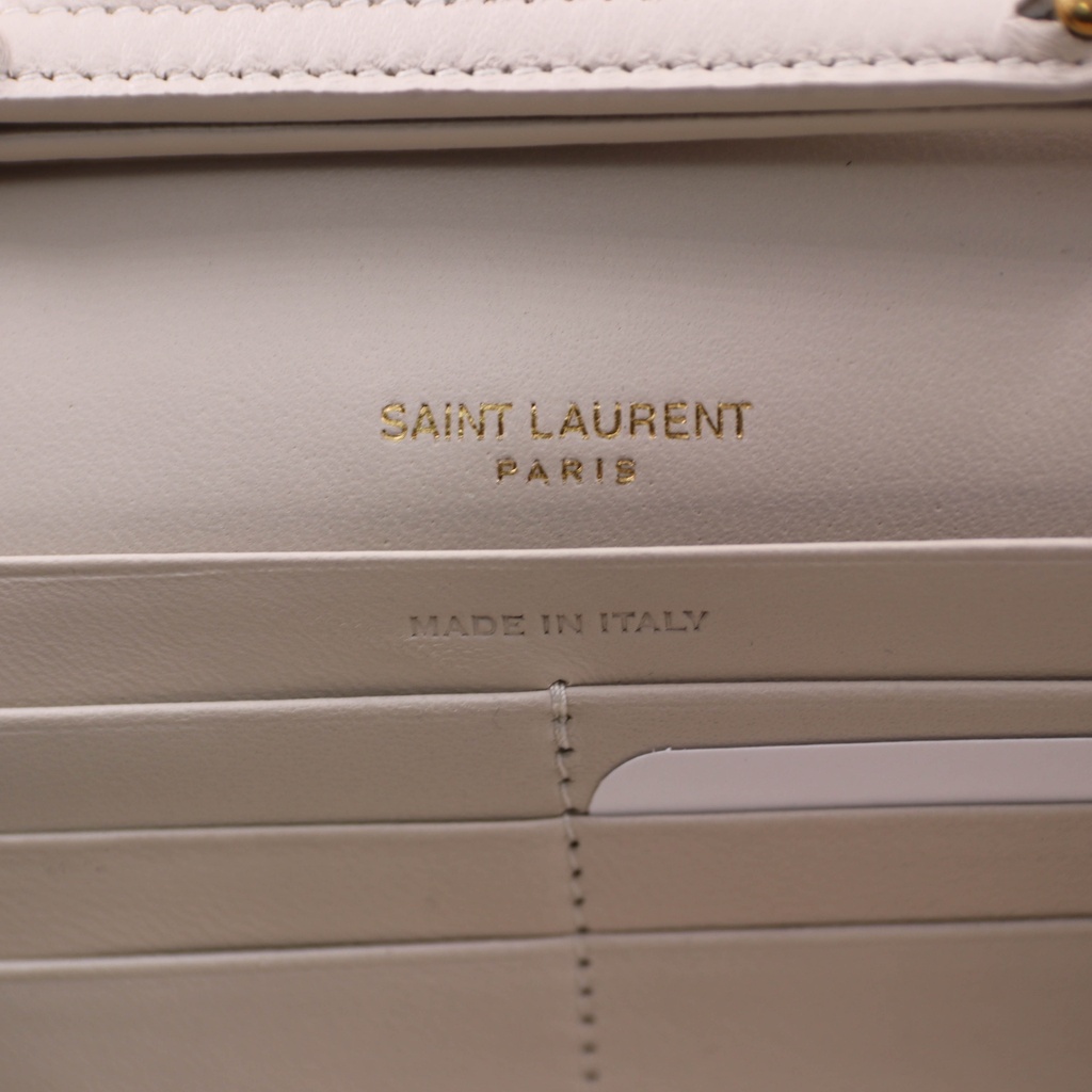 Yves Sint Laurent Le Mallion Wallet On Chain