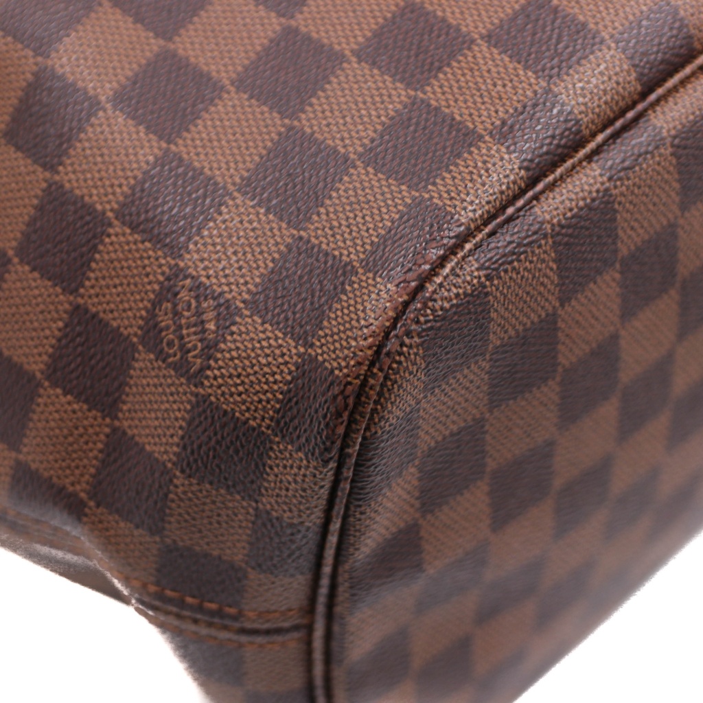 Louis Vuitton Damier Ebene Neverfull 