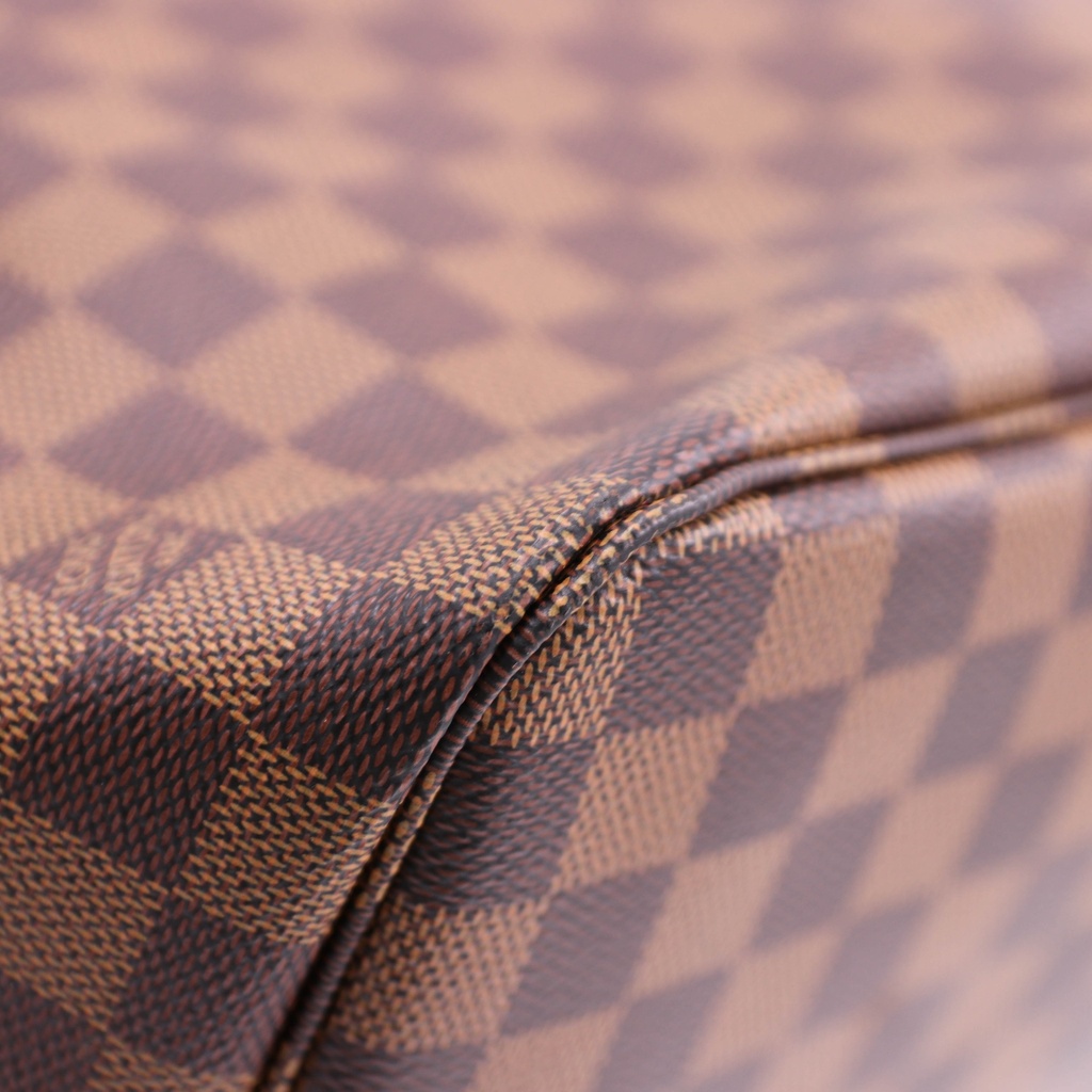 Louis Vuitton Damier Ebene Neverfull MM 