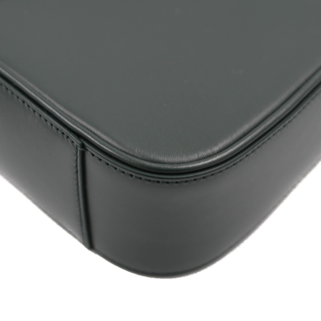 Yves Saint Laurent Le 5 A 7 in Green