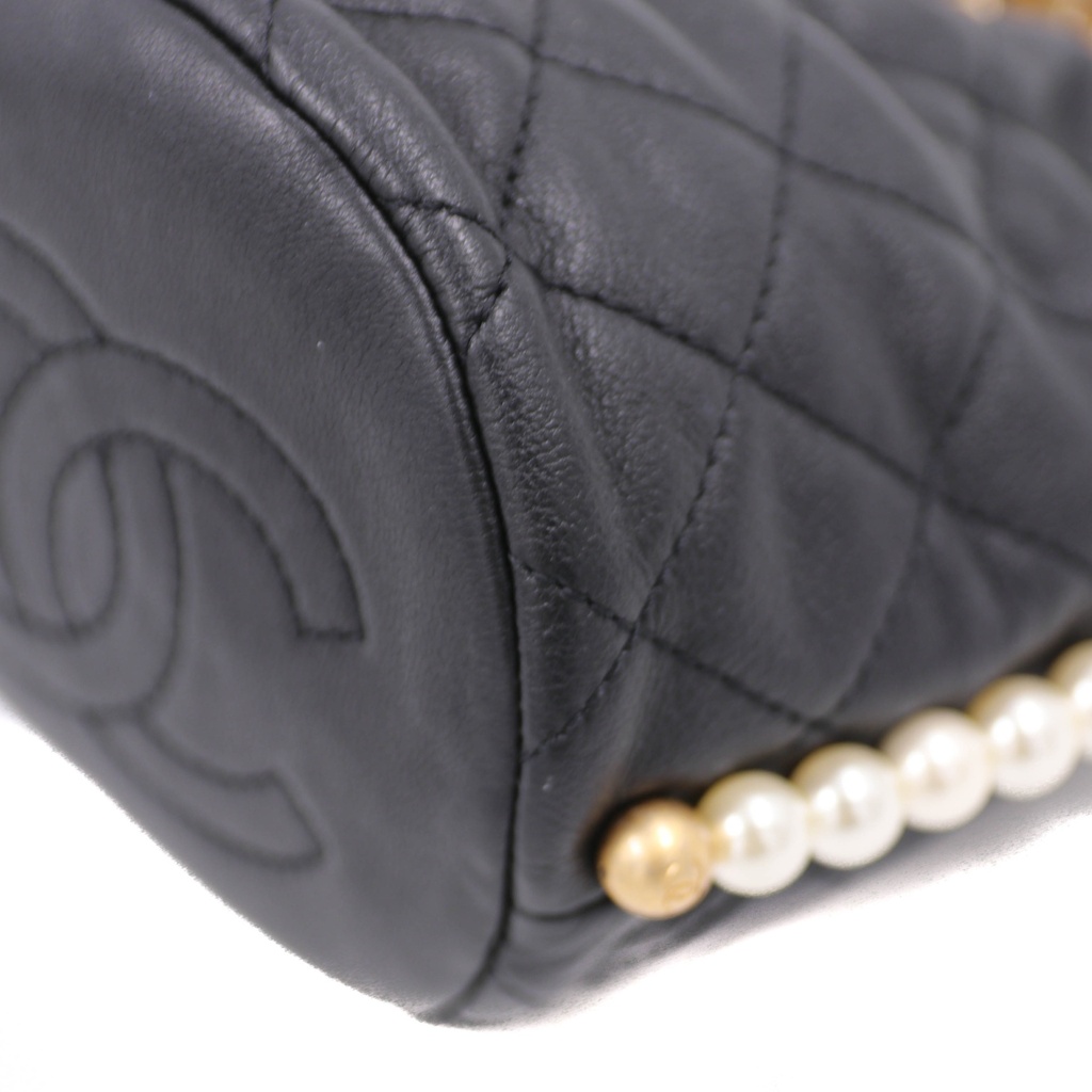 Chanel Calfskin Quilted Pearl Mini About Pearls Drawstring Bucket Bag Black