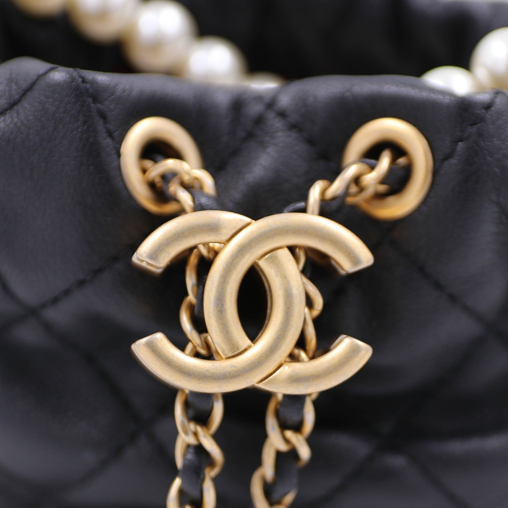 Chanel Calfskin Quilted Pearl Mini About Pearls Drawstring Bucket Bag Black