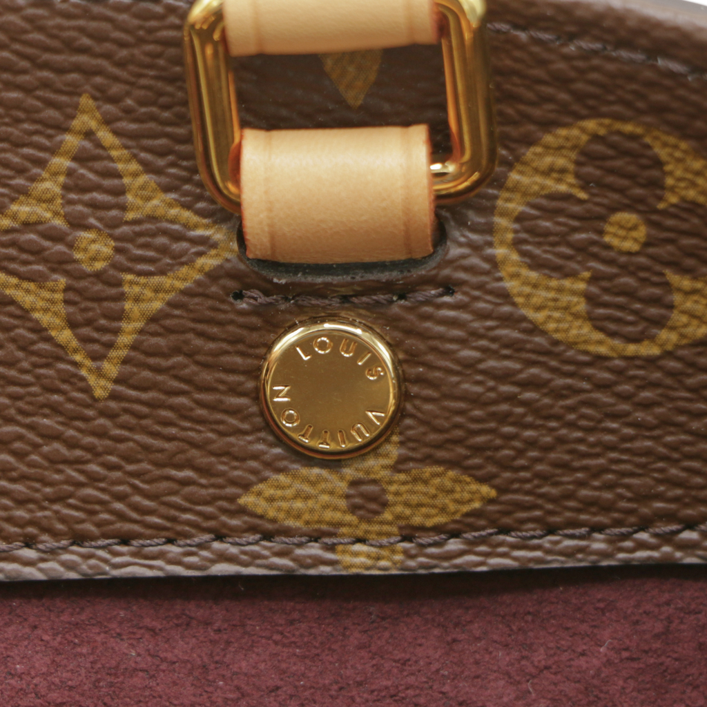 Louis Vuitton Monogram Montaigne MM