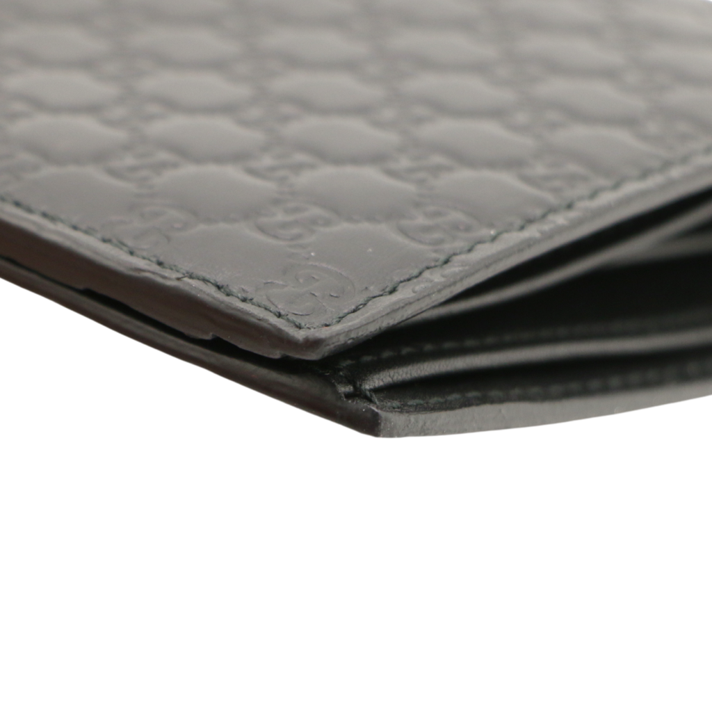 Gucci Microguccissima Passport Holder In Black Leather