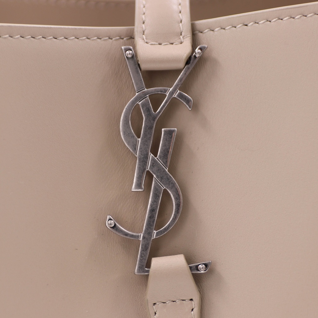 Yves Saint Laurent Le 37 Small Seasalt Beige/Silvrer Leather Bucket Bag