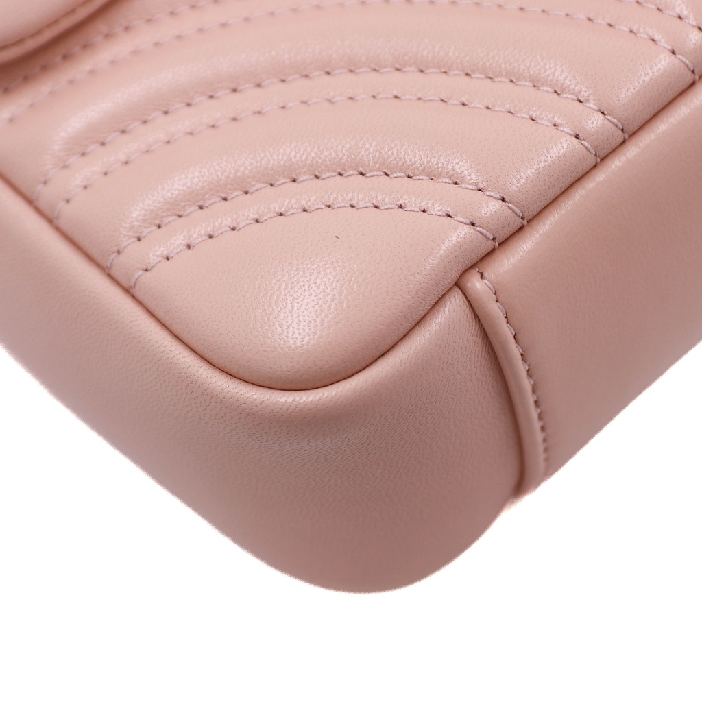 Gucci Mini Marmont Crossbody Chain Bag in Beige 837280