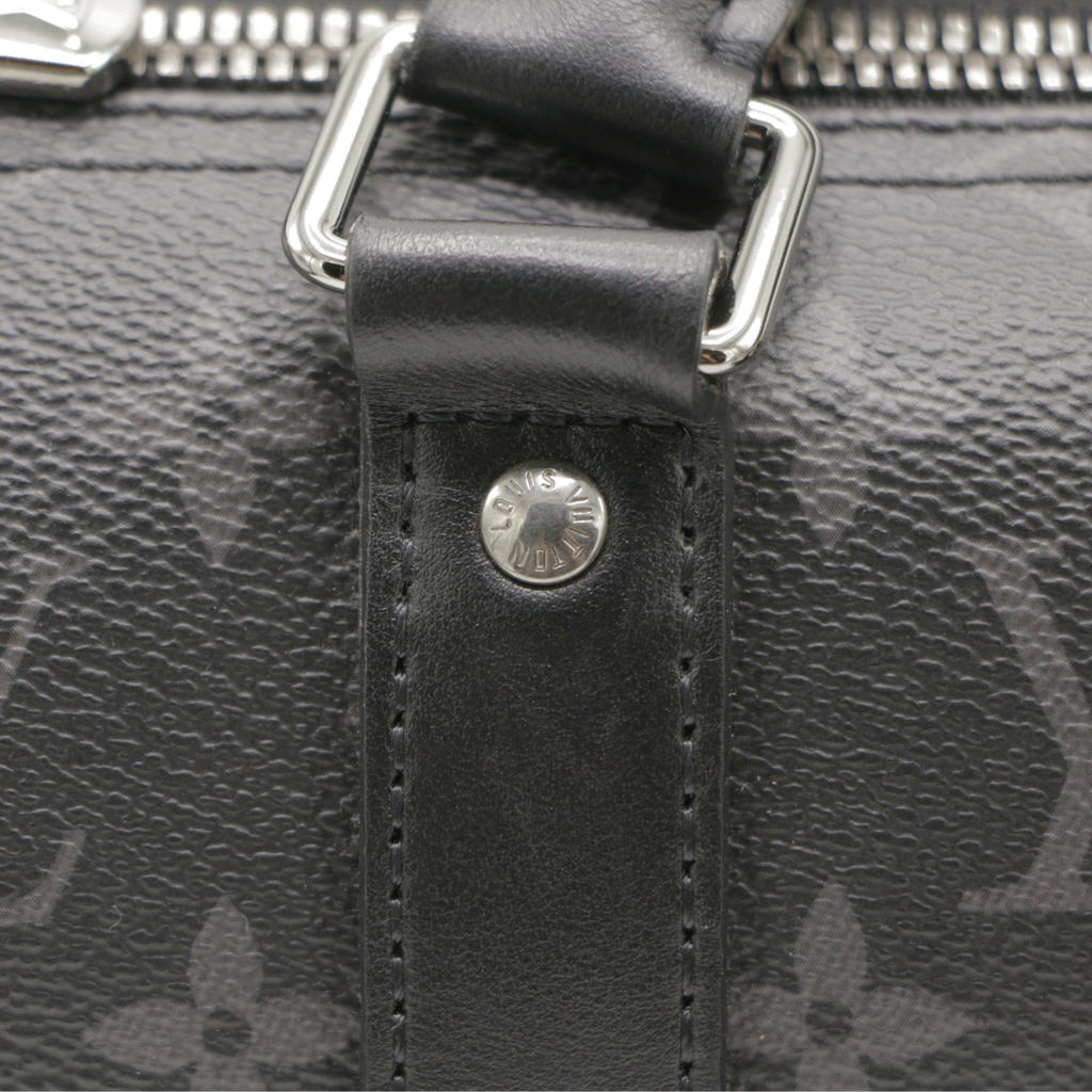 Louis Vuitton Keepall Bandouliere 25 in Monogram Eclipse Canvas