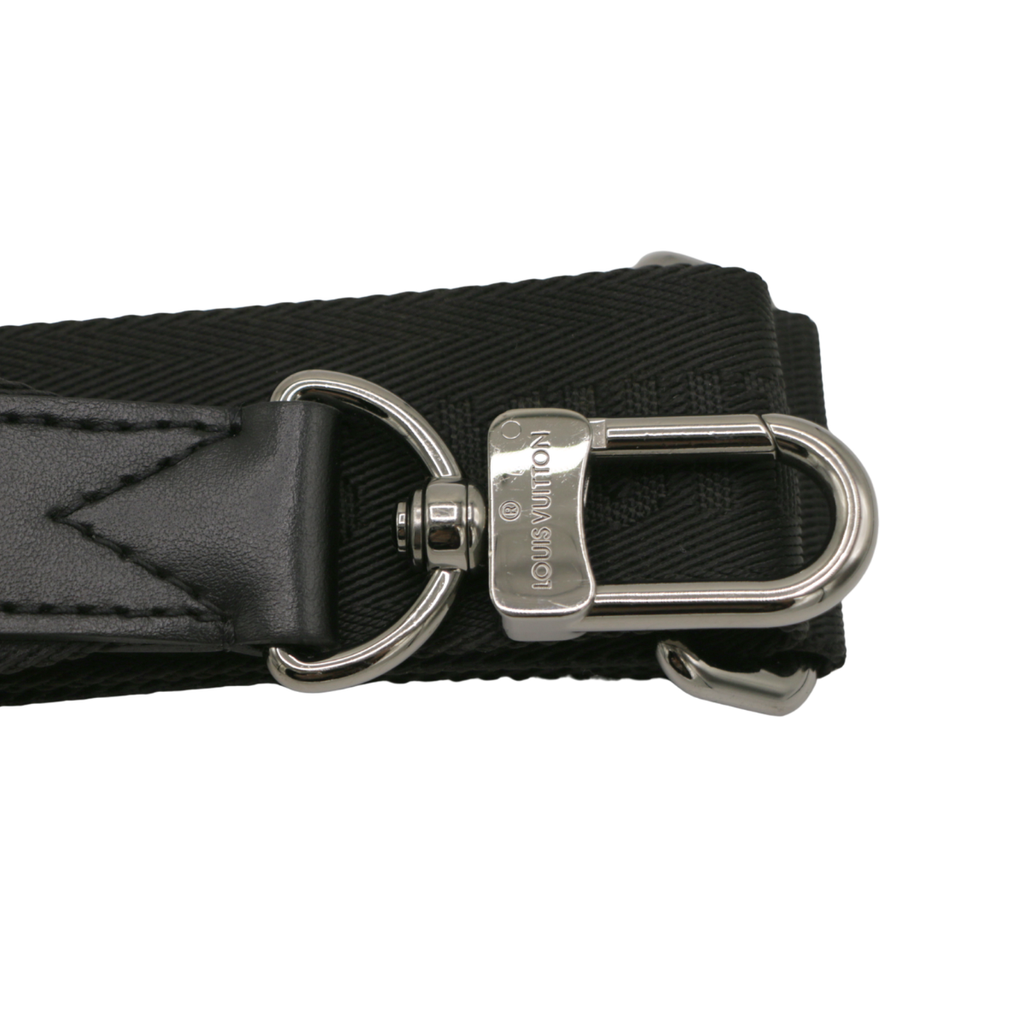 Louis Vuitton Keepall Bandouliere 25 in Monogram Eclipse Canvas