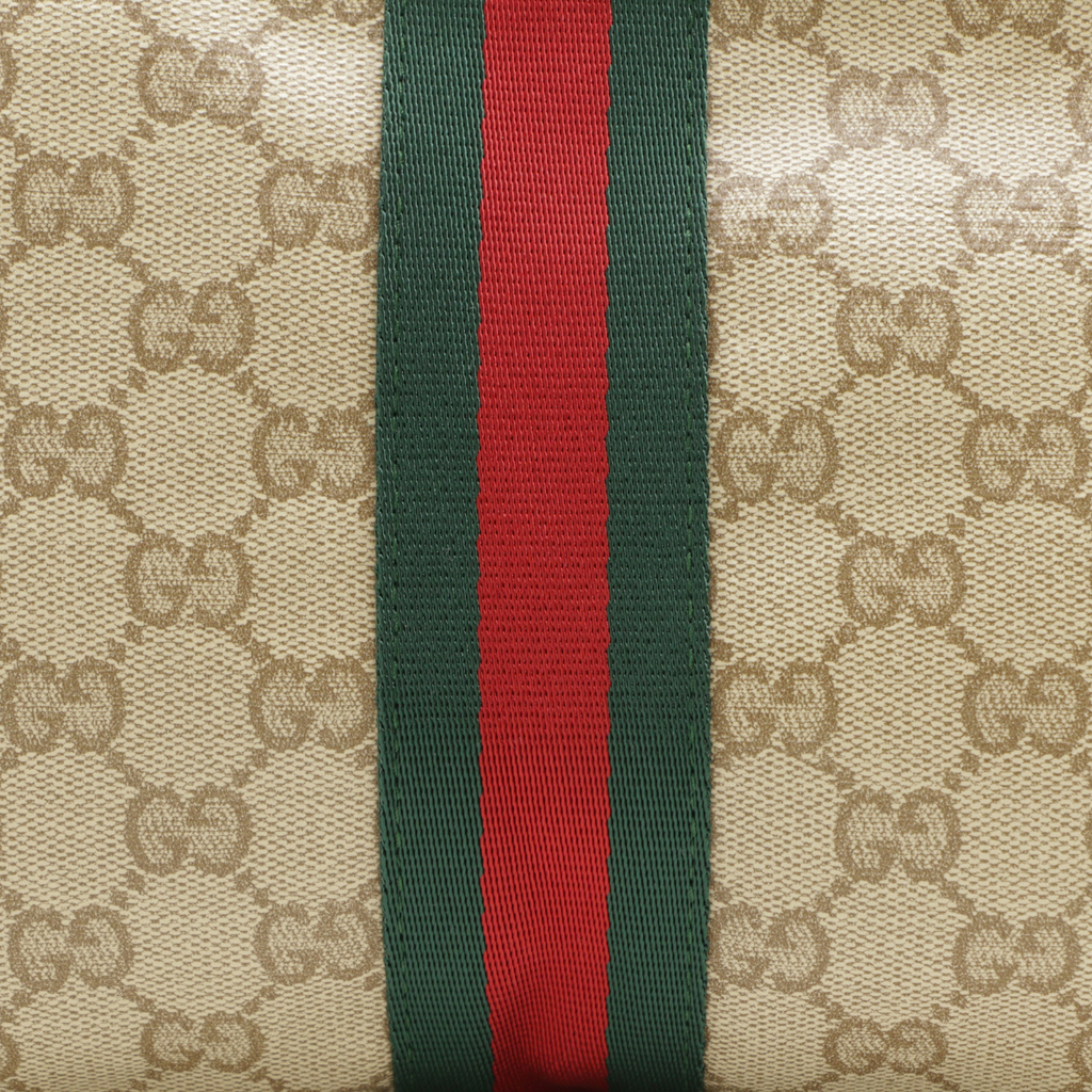 Gucci GG Medium Pouch 875821