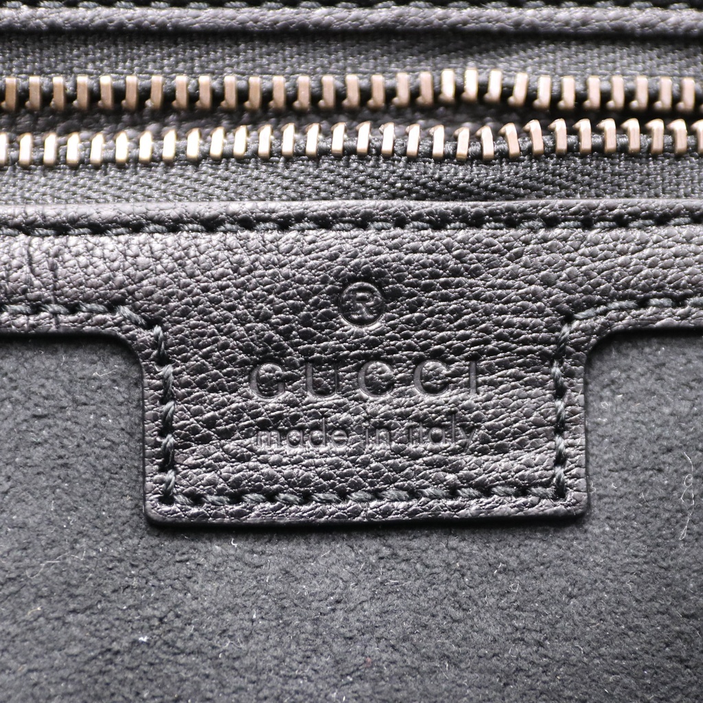 Gucci Aphrodite Medium Shoulder Bag in Black 726322