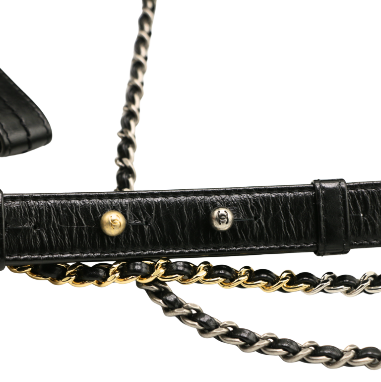 Chanel Gabrielle Small Hobo Bag White&Black Tweed and Leather