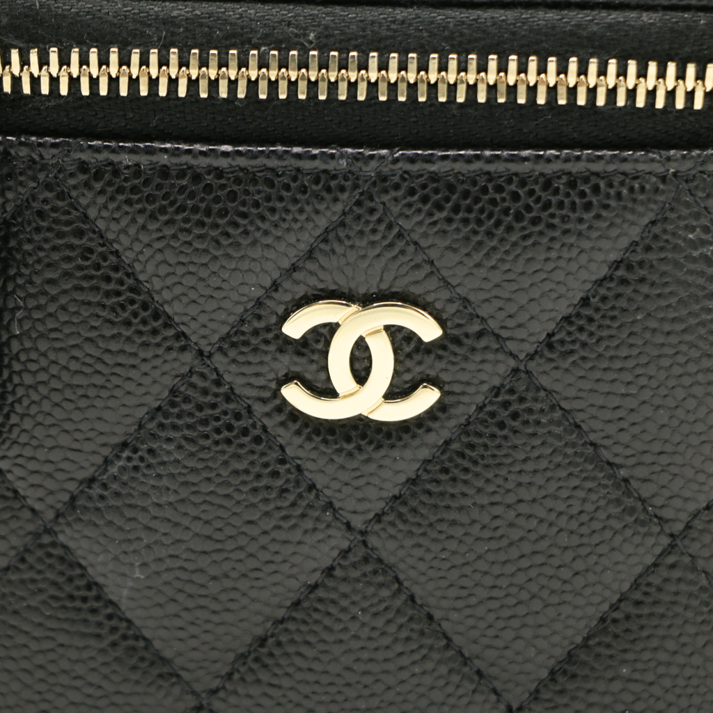 Chanel Small Vanity Case in Quilted Caviar in Black