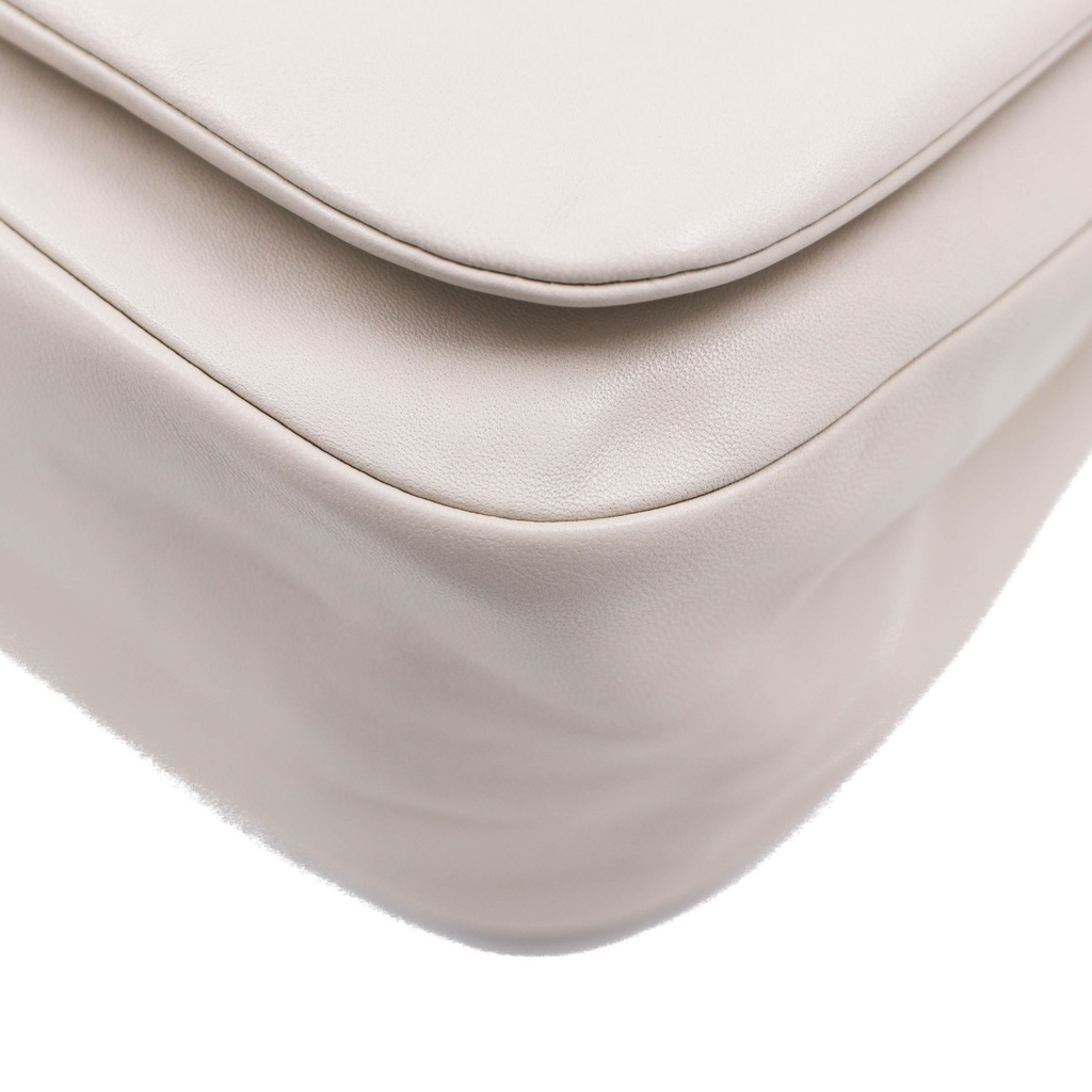 Yves  Saint Laurent Jamie 4.3 mini Pochon bag in White