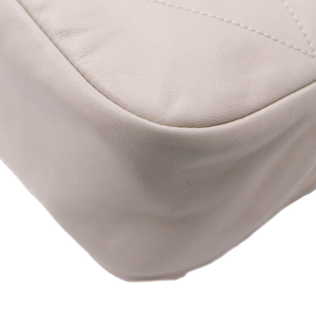Yves  Saint Laurent Jamie 4.3 mini Pochon bag in White