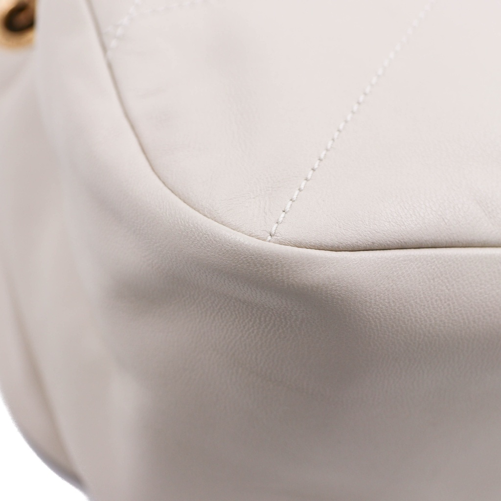 Yves  Saint Laurent Jamie 4.3 mini Pochon bag in White