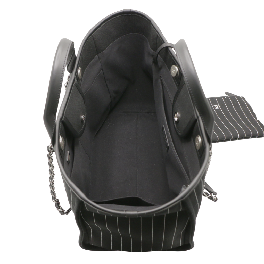 Chanel Deauville shopping bag in Black& White canvas and black leather