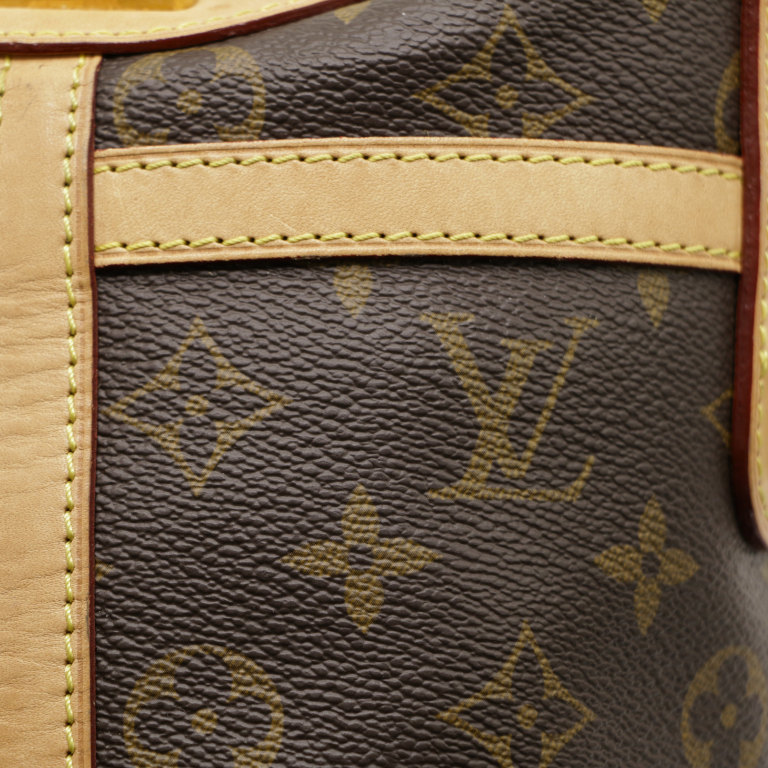 Louis Vuitton Duffle Bag in Monogram
