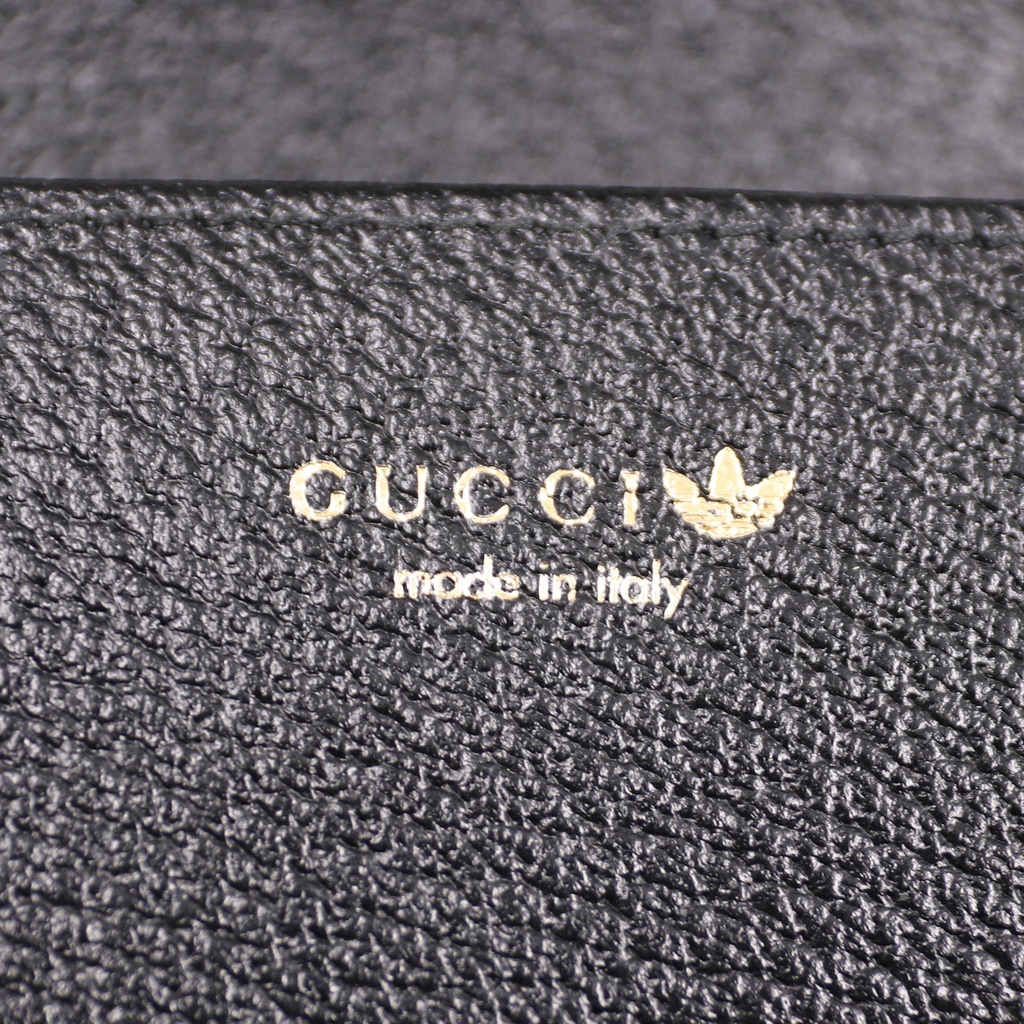 Gucci x Adidas Wallet With Chain Off-White 621892
