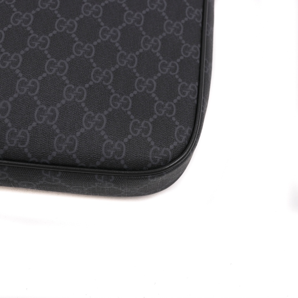 Gucci GG Supreme Black Diagonal Shoulder Bag 792081