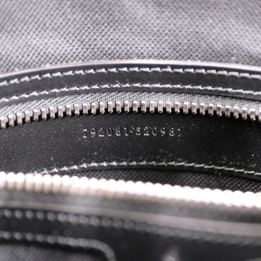 Gucci GG Supreme Black Diagonal Shoulder Bag 792081