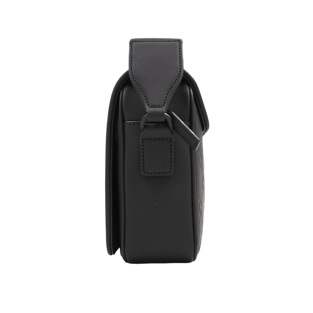 Gucci Rubber-Effect Medium Messenger Bag in Black 775097