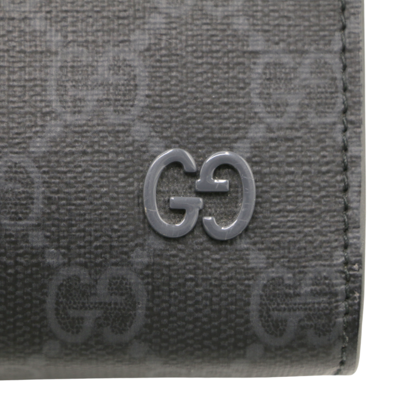 Gucci GG Supreme Grey trim medium pouch 768255