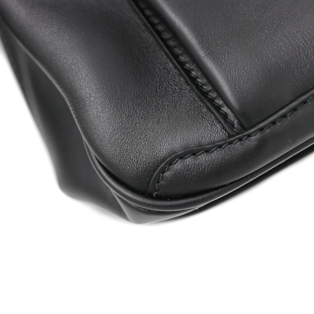 Gucci GG Logo Clasp Belt Bag Black