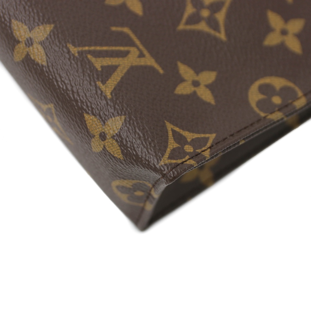 Louis Vuitton Monogram Pochette Voyage MM