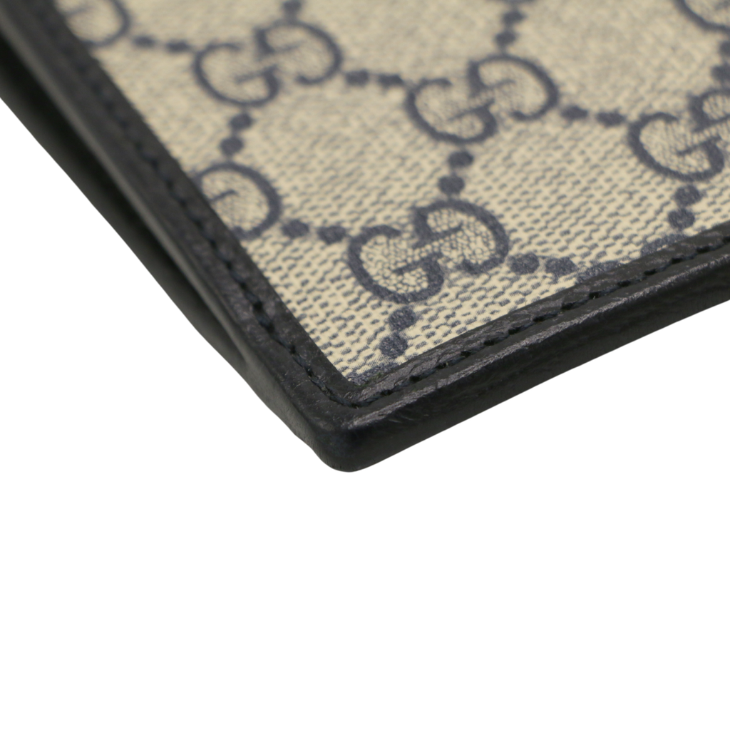 Gucci GG In Beige and Blue Supreme Pouch 672953