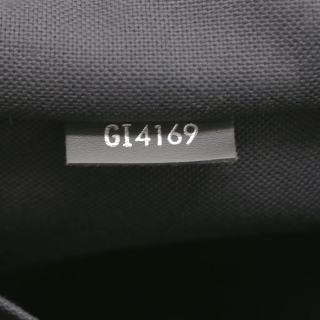 198.webp