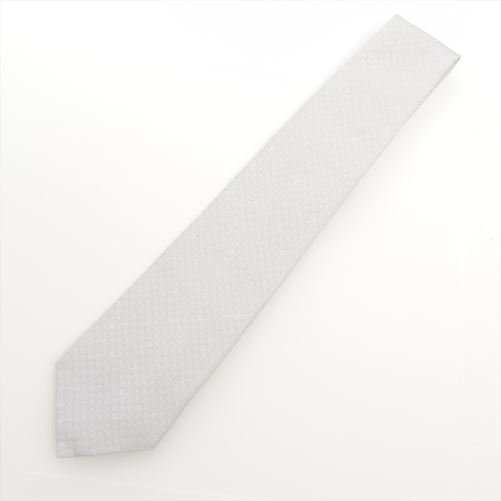 Louis Vuitton Silk Grey Wears