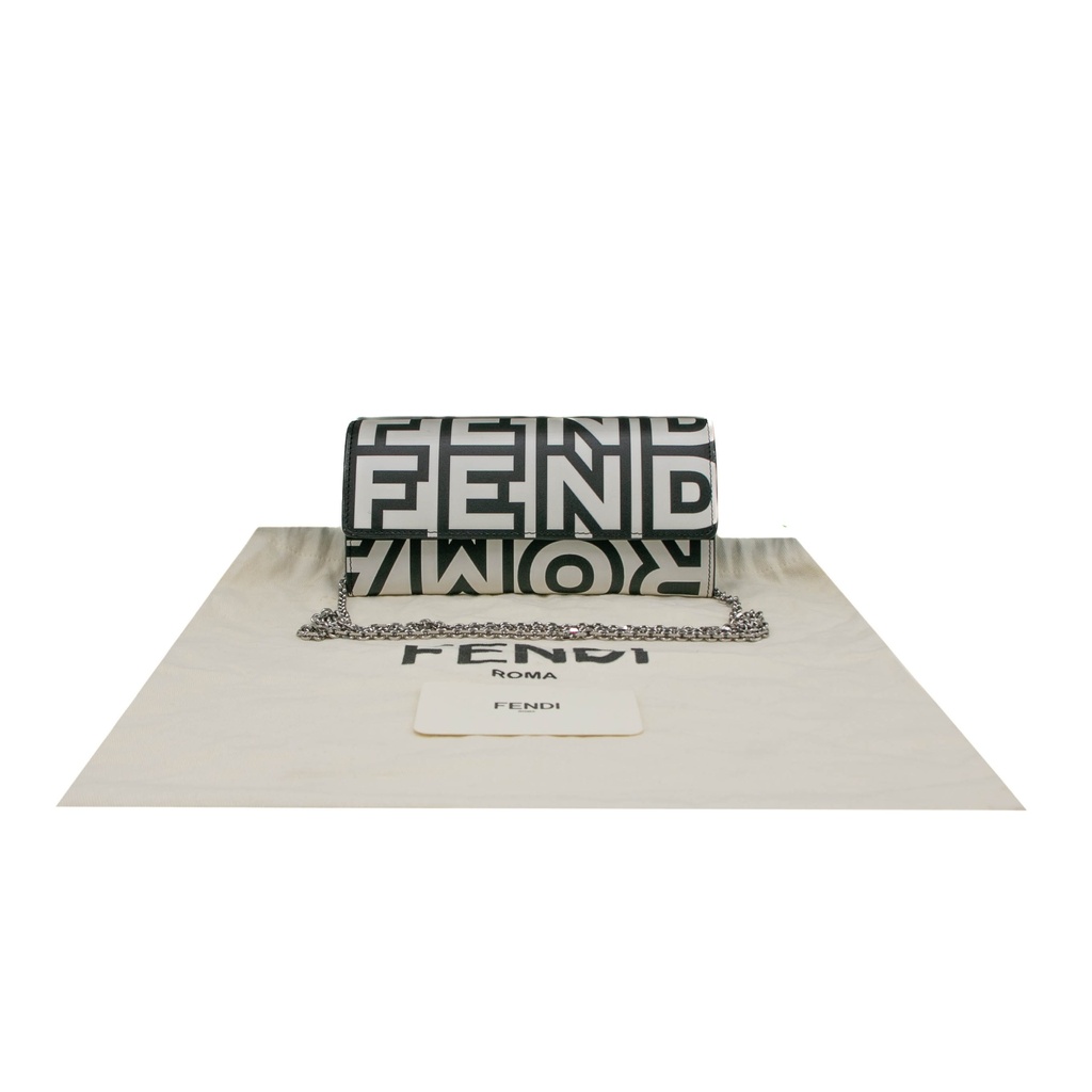 Fendi By Marc Jacobs Fendi Roma Coninental Wallet On Chain Black And White