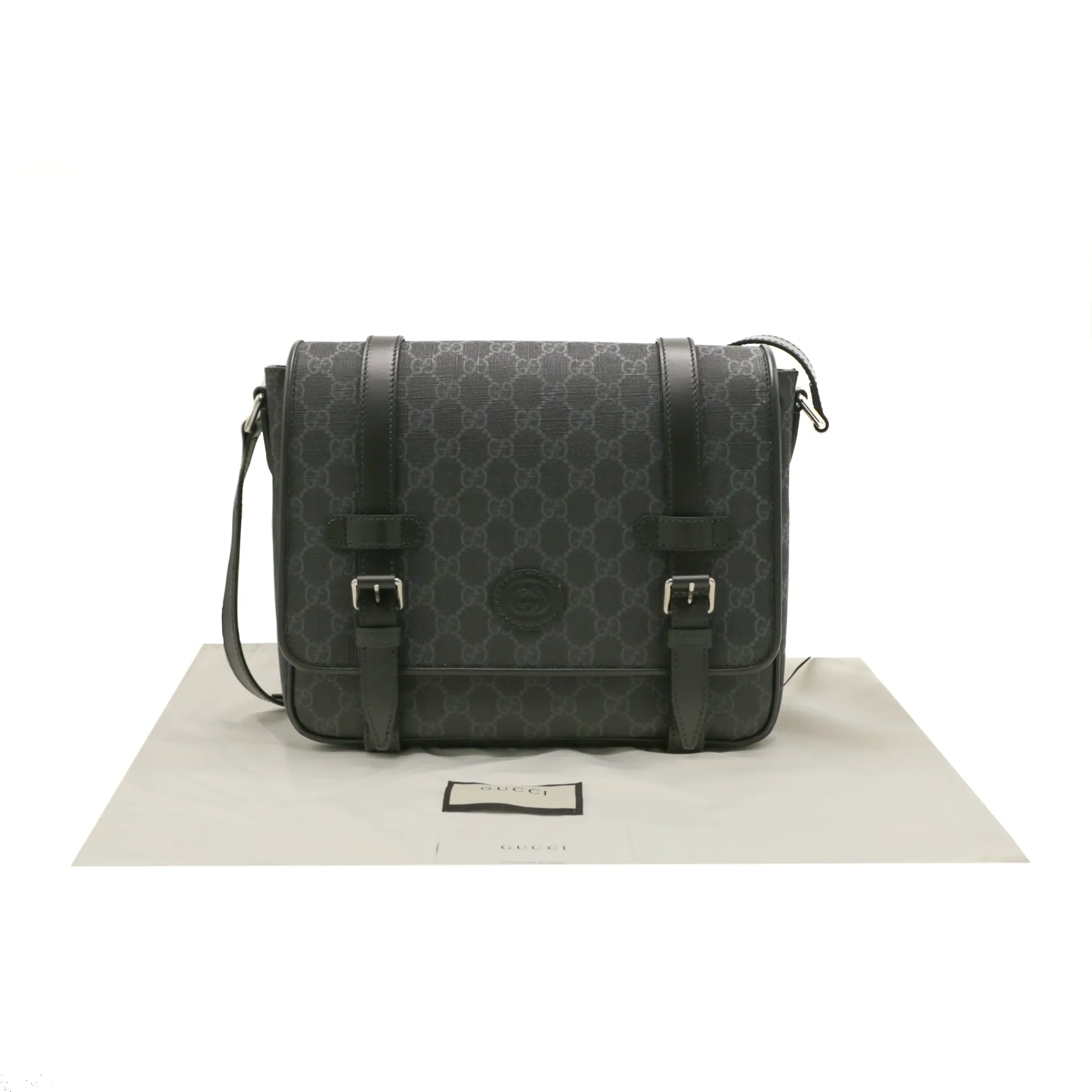 Gucci GG Supreme Messenger Bag Shoulder Bag Black 658542